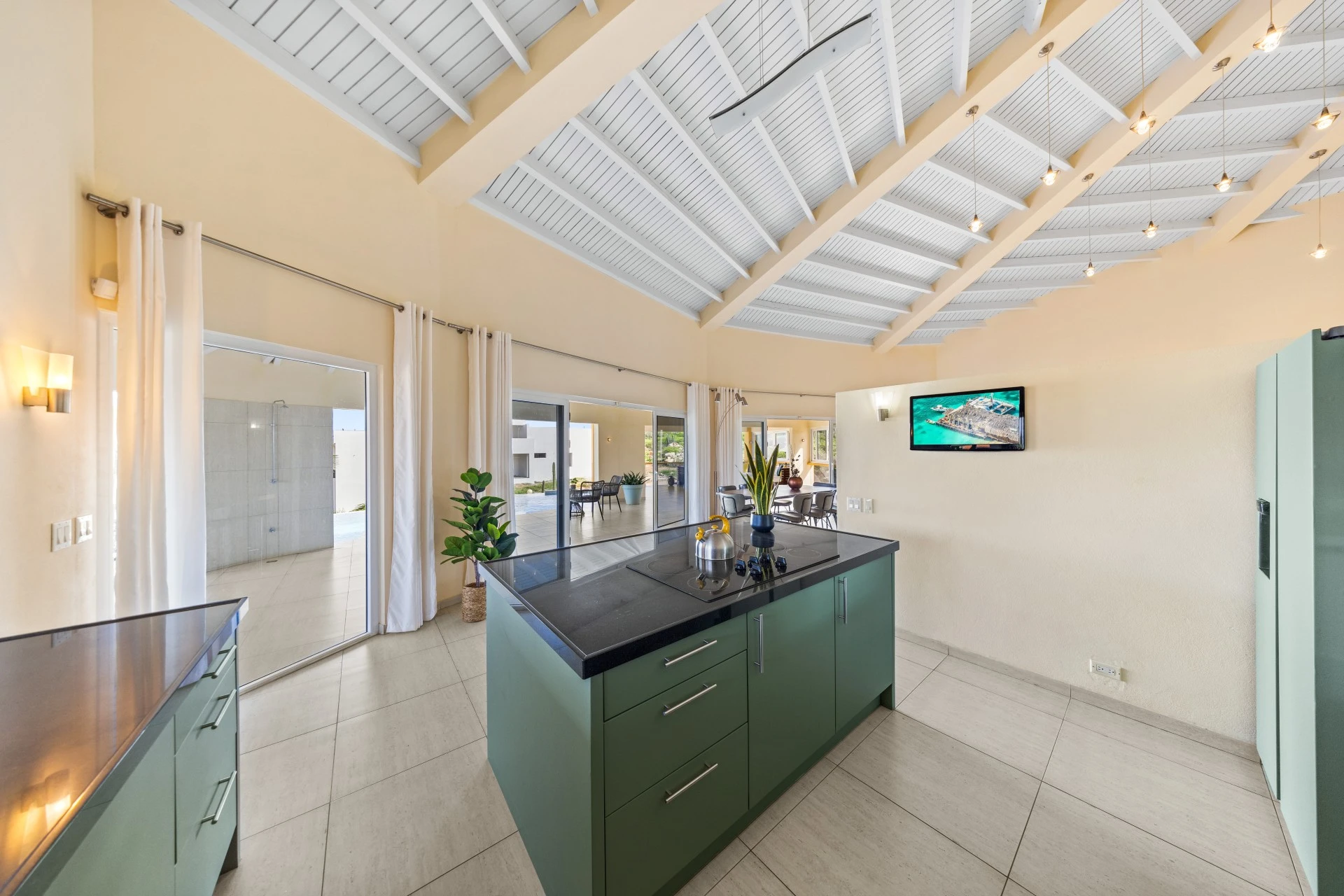 CASA Infinity