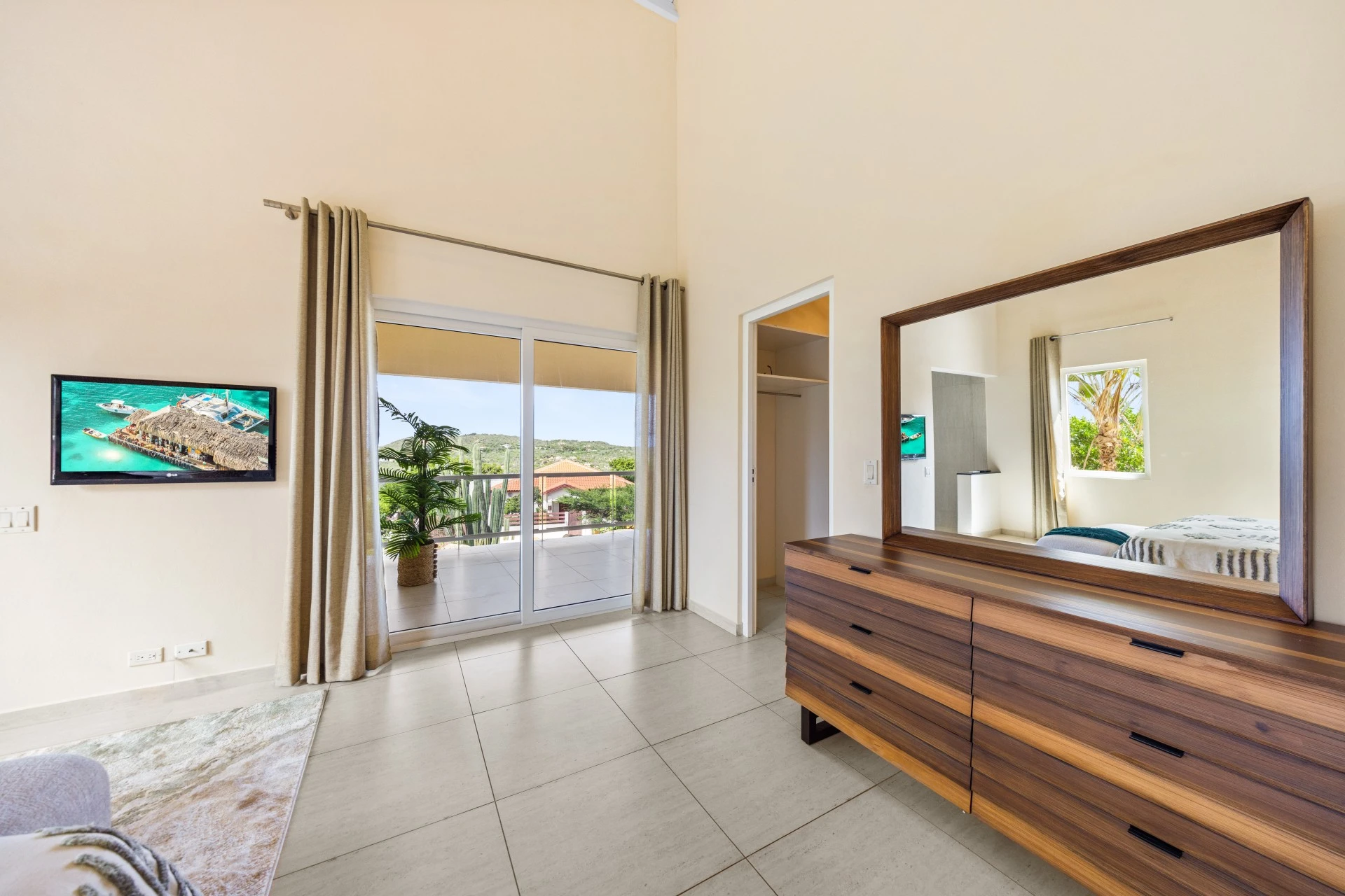 CASA Infinity