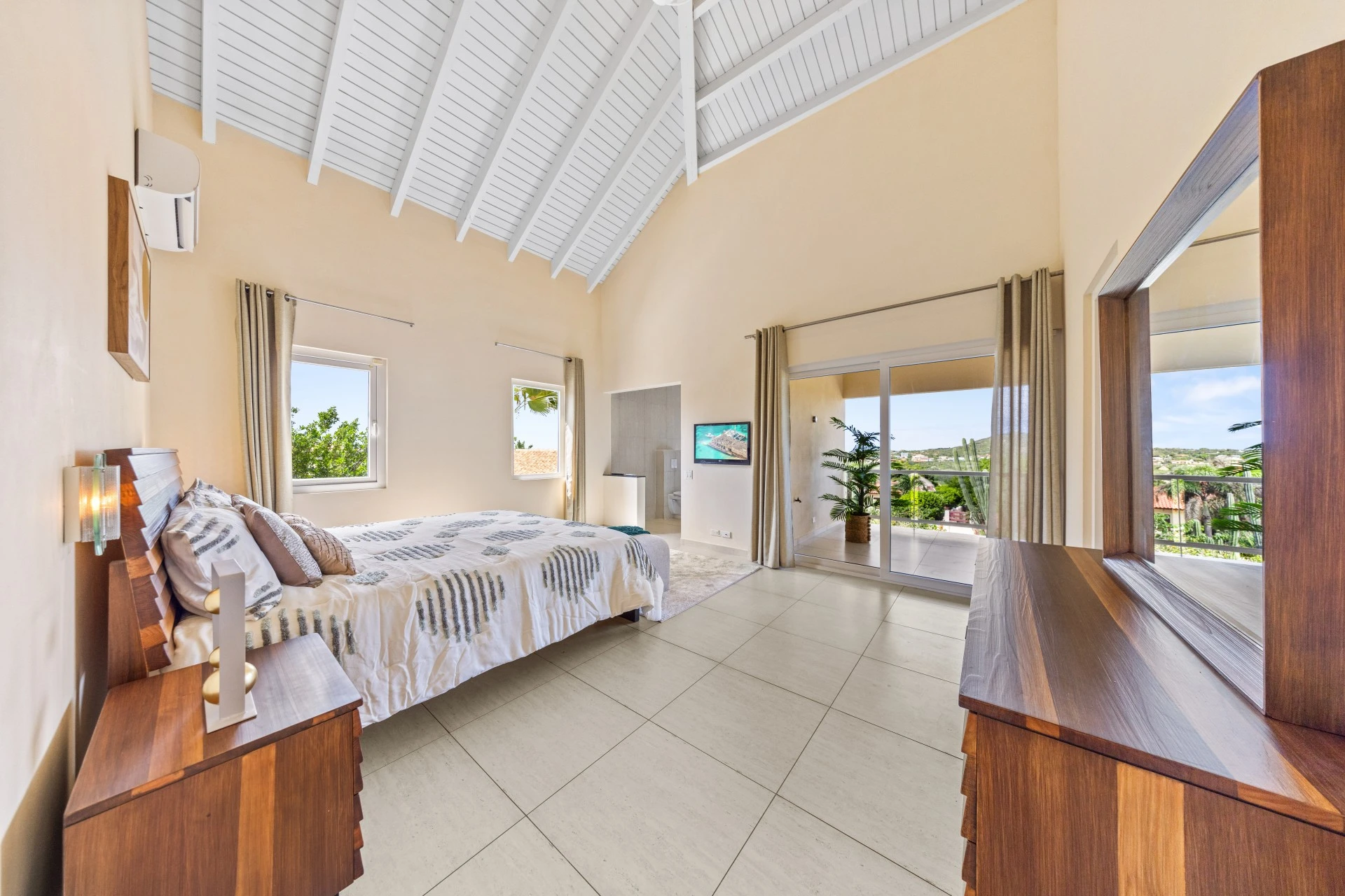 CASA Infinity