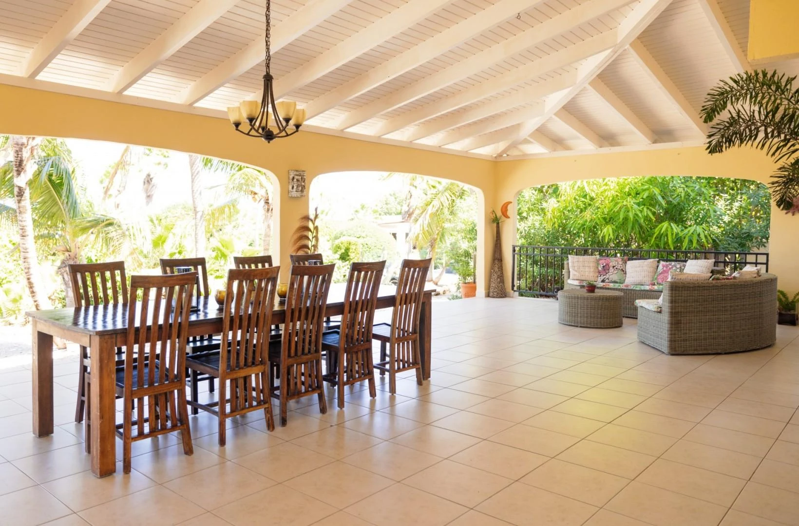 CASA HideAway
