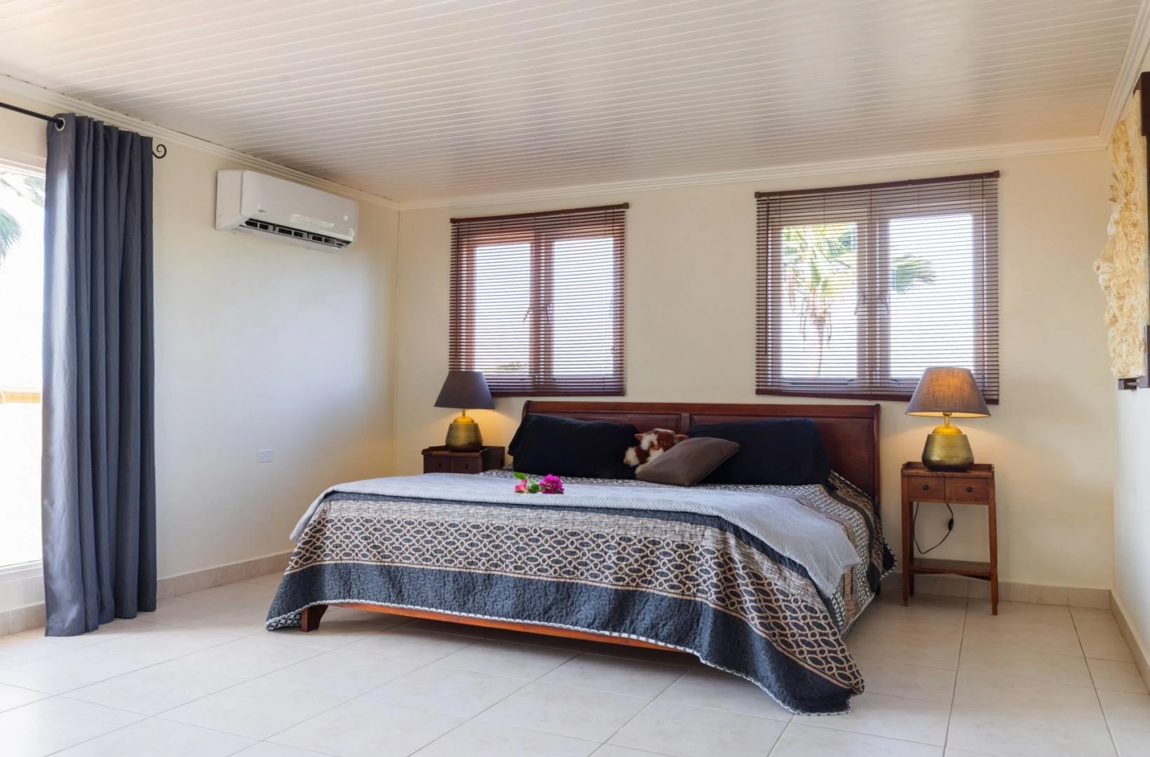 CASA HideAway